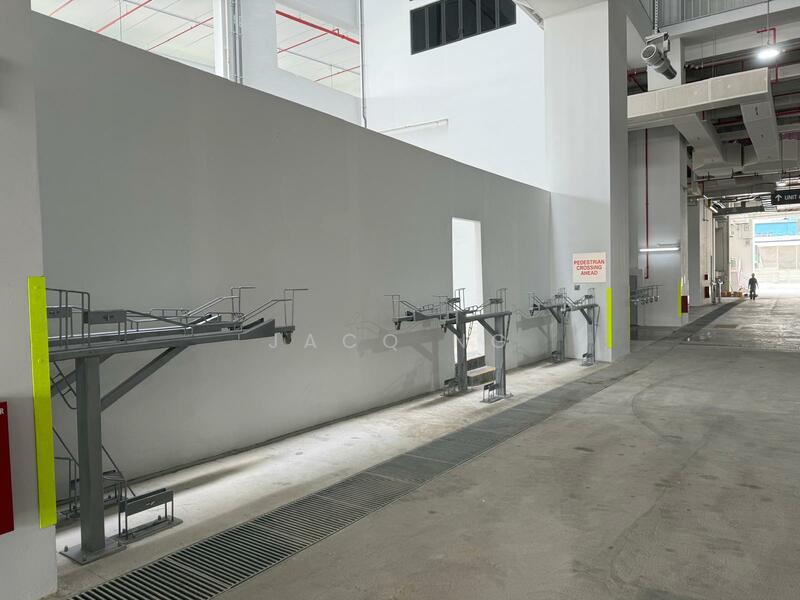 CT Foodnex, 2A-2B Mandai Estate, 1,711 sqft, Factory / Workshop (B2) For Sale, by Jacq Ng, 60135610 - Car Park - CommercialGuru.com.sg