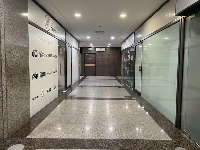 Excelsior Hotel, 5 Coleman Street, 215 sqft, Mall Shop For Rent, by Kelly Tai, 60135628 - CommercialGuru.com.sg