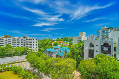 For Sale - Hyll on Holland