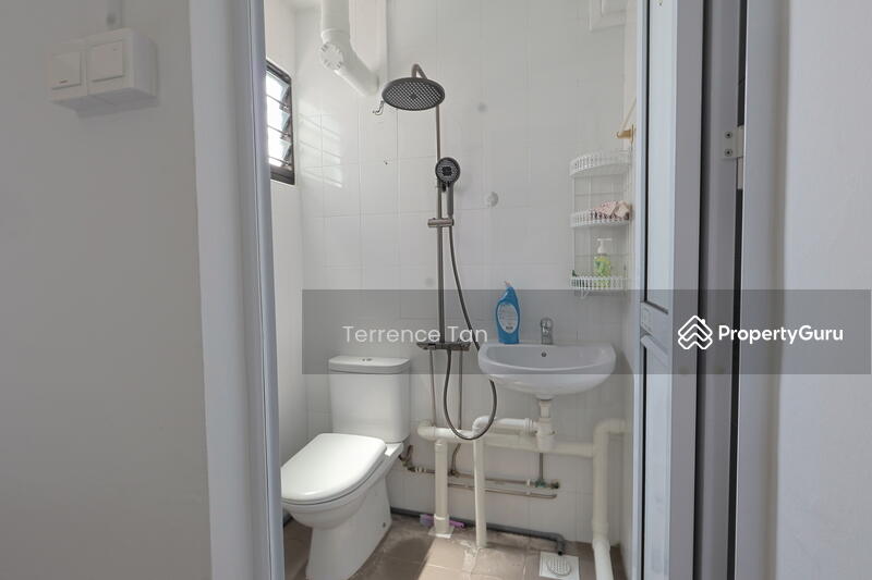 Master Toilet