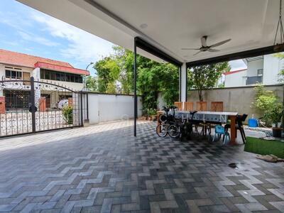 For Sale - D20 Freehold Semi Detached for sale