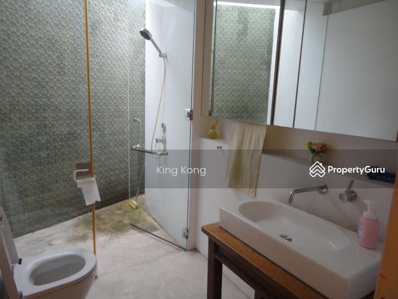 For Sale - Rare envelope control residential shophouse at Joo Chiat for sale!