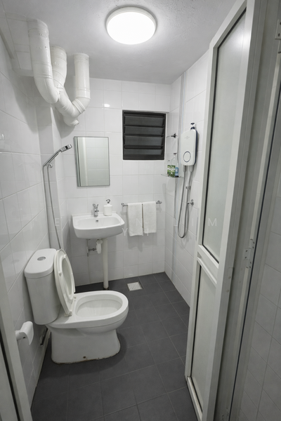 812 Yishun Ring Road HDB Flat For Sale at S$ 520,000 | PropertyGuru Singapore