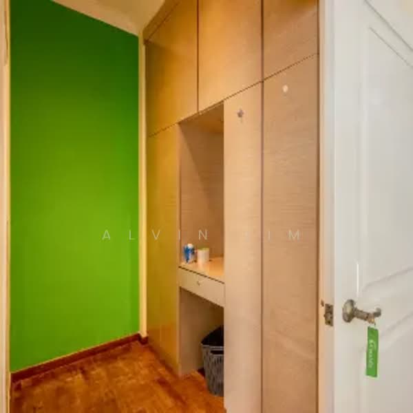 Langsat | Near MRT | North facing | 5 Rooms | 3 storey, , 6 Bedrooms, 3,500 sqft, Terraced House For Sale, by Alvin Lim, 60136097 - Study - PropertyGuru.com.sg