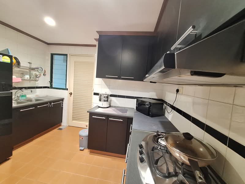 Meralodge, 83 Hillview Avenue, 2 Bedrooms, 1,195 sqft, Condominium For Sale, by Melissa Ng S L, 60136154 - Kitchen - PropertyGuru.com.sg