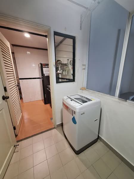 Meralodge, 83 Hillview Avenue, 2 Bedrooms, 1,195 sqft, Condominium For Sale, by Melissa Ng S L, 60136154 - Service yard and Wash Room - PropertyGuru.com.sg