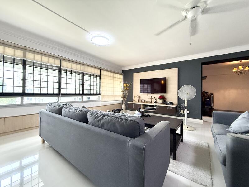 For Sale - 221 Pasir Ris Street 21