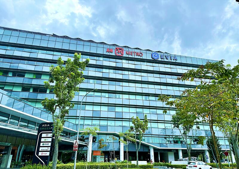 Asia Green, 9 Tampines Grande, 581 sqft, Food & Beverage For Rent, by NIGEL MICHAEL WOO, 60136287 - Exterior - CommercialGuru.com.sg