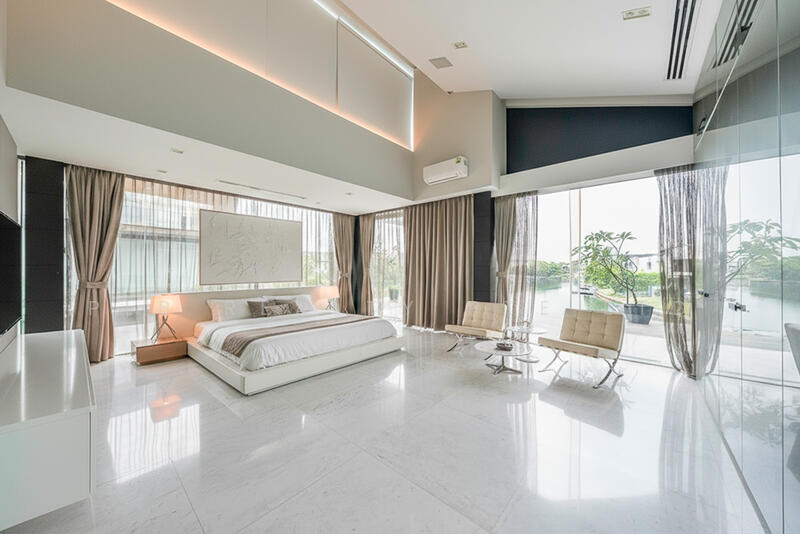 This Photo are for illustration only