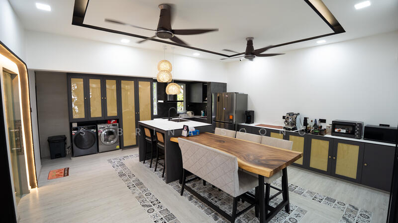 For Sale - 1KM to Ai Tong | Upper Thomson Newly Renovated Freehold Semi-Detached
