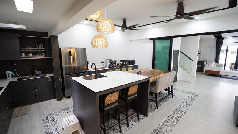 For Sale - 1KM to Ai Tong | Upper Thomson Newly Renovated Freehold Semi-Detached