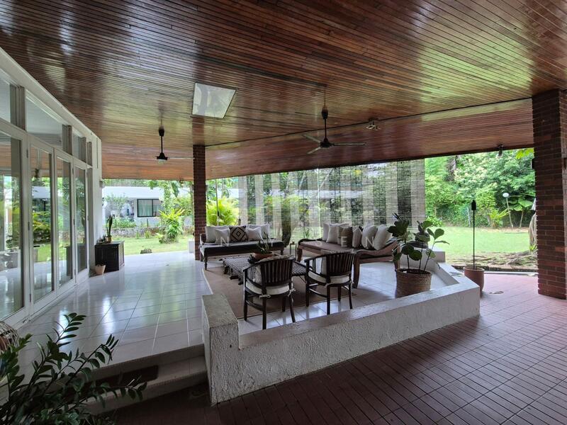 Call 9444.4449! Belmont GCB 1KM to Nanyang Primary, Belmont Road, Leedon Road, Bin Tong Park, Nanyang Primary, Holland Road, Farrer Road, 6 Bedrooms, 10,000 sqft, Good Class Bungalow For Sale, by Lin Yisen, 60136883 - Car Pouch Area - PropertyGuru.com.sg