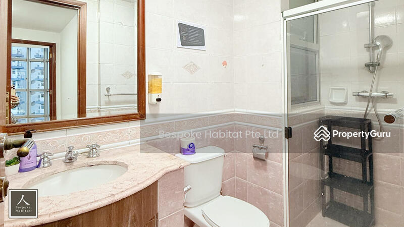 27-03 COMMON BATHROOM
