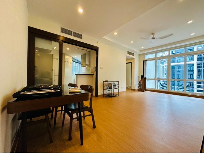 For Rent - Robertson 100
