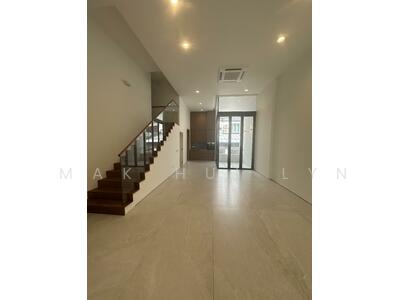For Sale - Brand New 2.5 Storey with Basement Inter-Terrace in Opera Estate