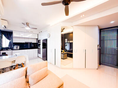 For Sale - Vue 8 Residence