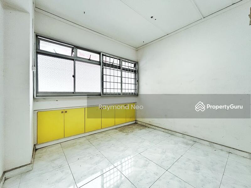 Common bedroom