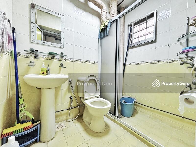 Common bathroom