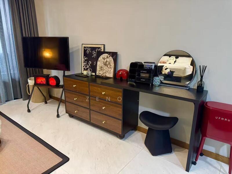 Marina One Residences, 21 Marina Way, Boat Quay / Raffles Place / Marina, 1 Bedroom, 667 sqft, Condominium For Rent, by Zeno ., 60137611 - Living Room - PropertyGuru.com.sg