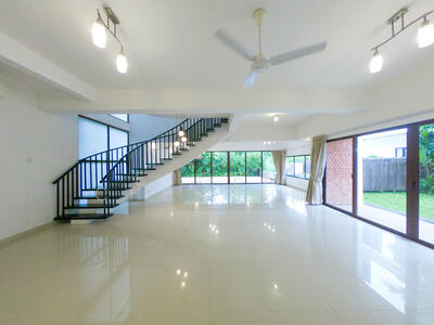 For Rent - 3 GREENLEAF PLACE