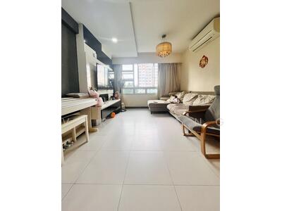 For Sale - 590C Montreal Link