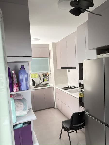 26D Jalan Membina, 26D Jalan Membina, Room Rental, 150 sqft, HDB Flat For Rent, by Inez Tan, 60137900 - Kitchen - PropertyGuru.com.sg
