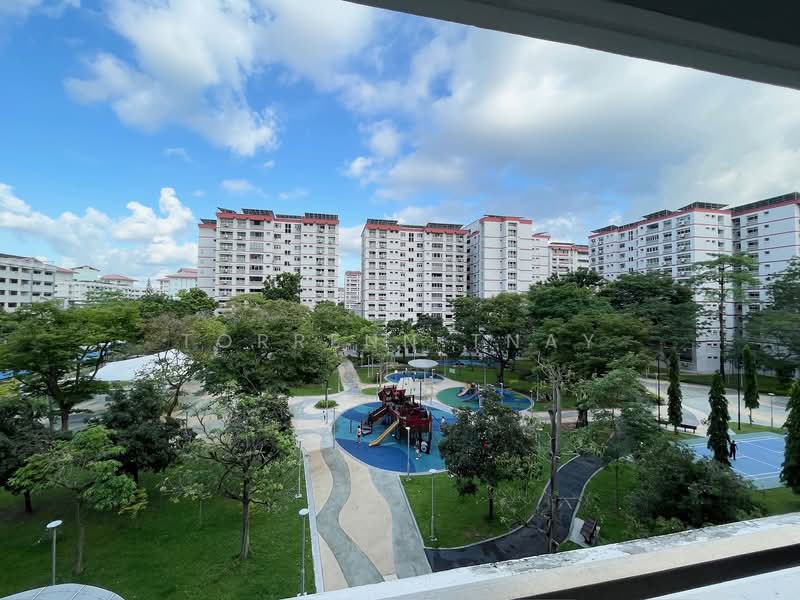 215 Pasir Ris Street 21, 215 Pasir Ris Street 21, 4 Bedrooms, 1,367 sqft, HDB Flat For Sale, by Torrenn Tnay, 60138244 - PropertyGuru.com.sg