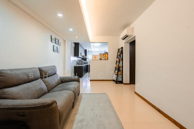 For Sale - 10 Pine Close