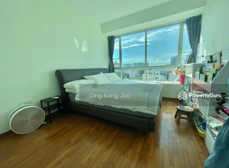 For Rent - The Lakefront Residences
