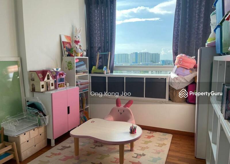 For Rent - The Lakefront Residences