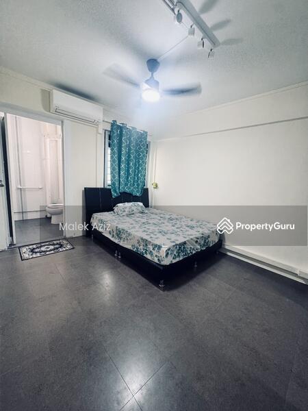 Junior master Bedroom