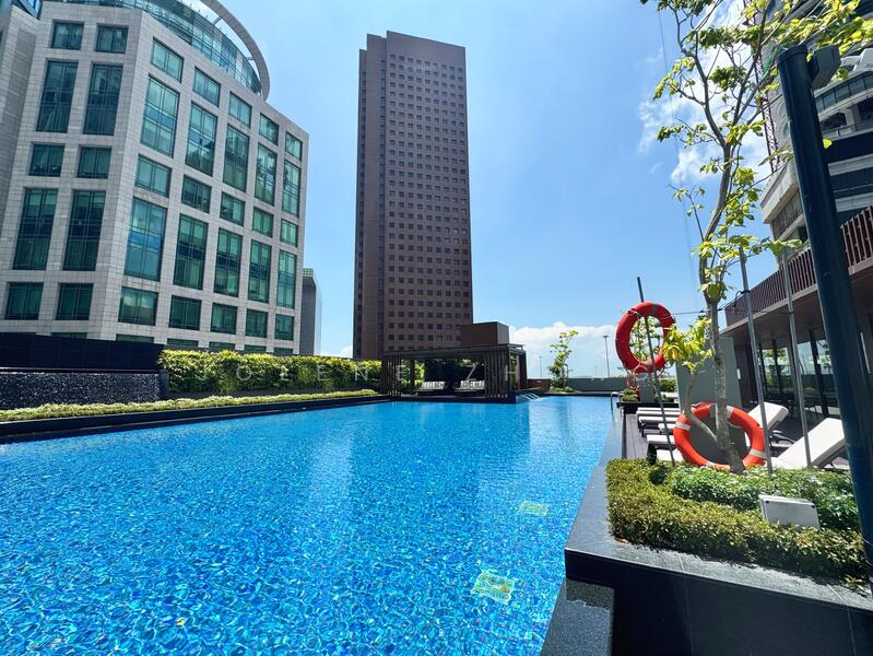 One Bernam, 1 Bernam Street, 2 Bedrooms, 732 sqft, Condominium For Rent, by Jolene Zhong, 60138697 - Pool - PropertyGuru.com.sg