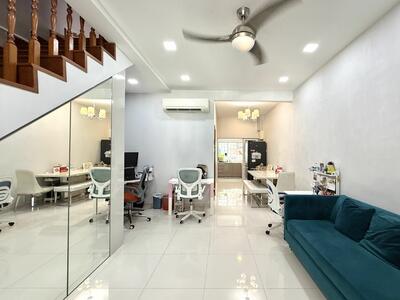 For Sale - ⭐️⭐️LANDED7772@ Marymount Renovated 2 Storey Freehold Terrace!