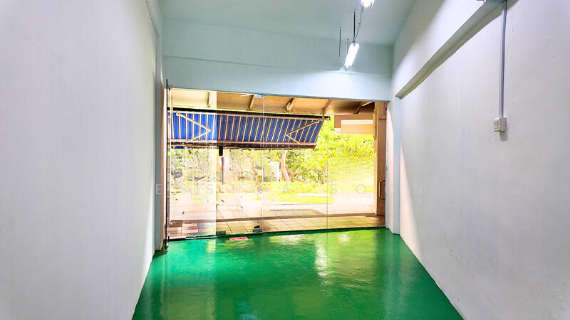 Ang Mo Kio Avenue 4, Ang Mo Kio / Bishan / Thomson, 182 sqft, Shop / Shophouse For Rent, by Jessica Soon, 60138838 - Corridor - CommercialGuru.com.sg