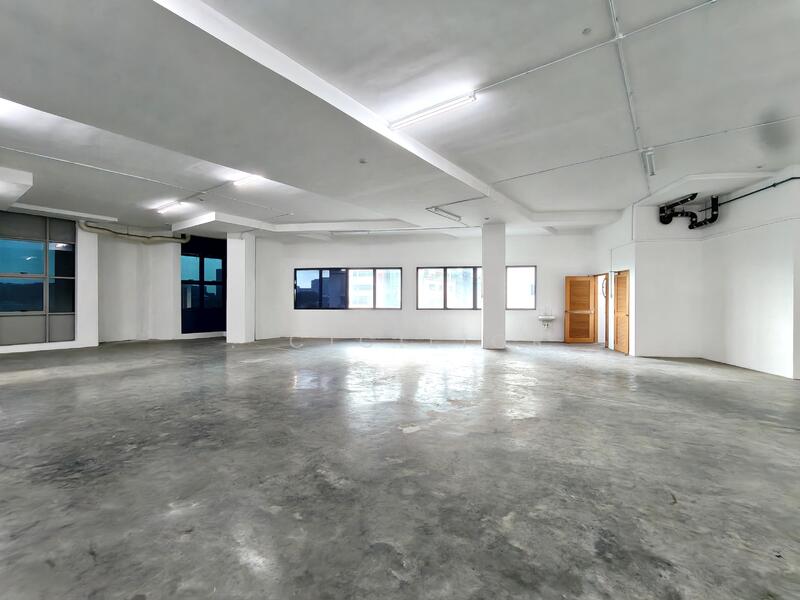 Uni-Tech Centre, 55 Toh Guan Rd East, 3,563 sqft, Light Industrial (B1) For Rent, by CICILIOR ., 60139016 - CommercialGuru.com.sg