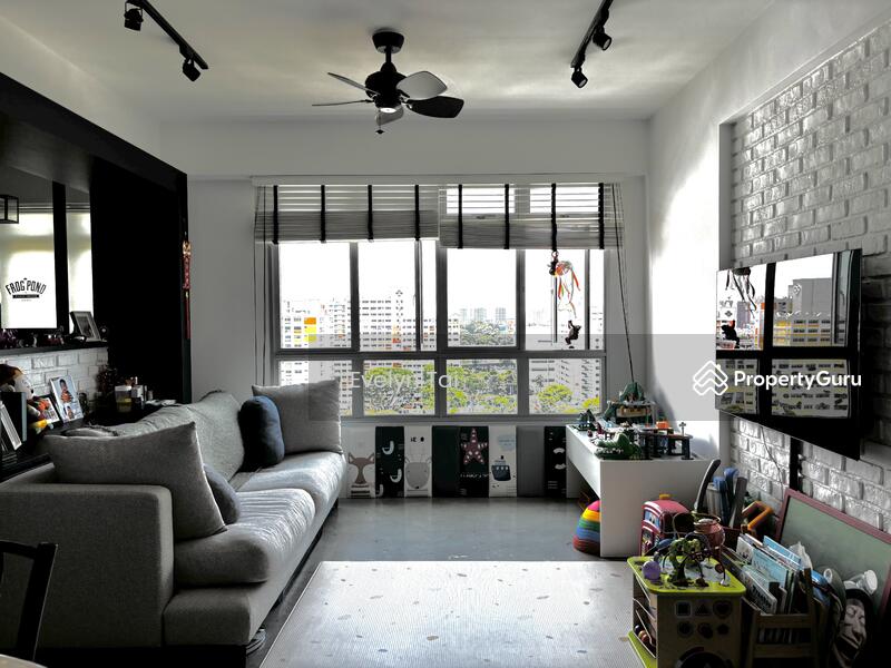 Bright & Spacious Living