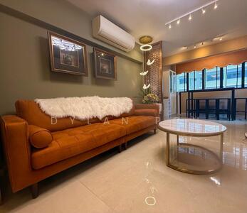 For Sale - 1 Pine Close