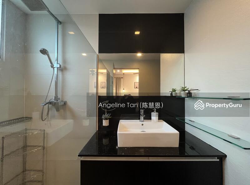 Ensuite bathroom