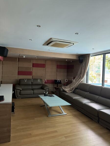 Entertainment Room 