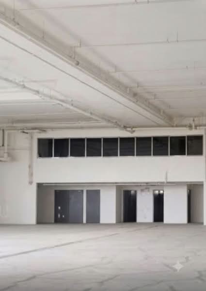 Ground Floor in Henderson / Bukit Merah Area, , 2,626 sqft, Light Industrial (B1) For Rent, by Pauleen Lim, 60139429 - CommercialGuru.com.sg