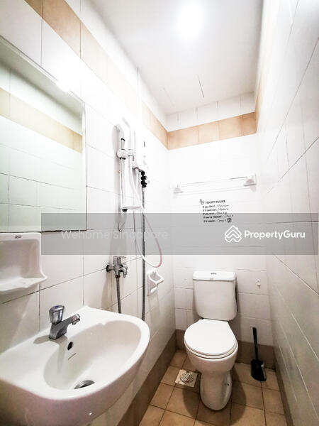 Common Bathroom and Toilet 2