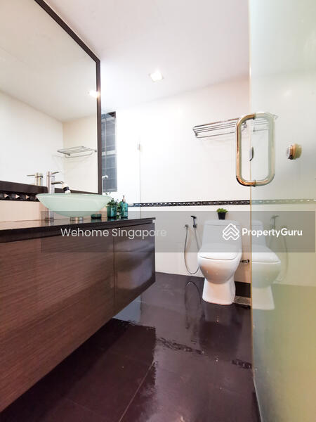 Common Bathroom and Toilet 1