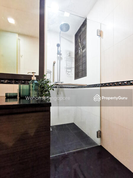 Common Bathroom and Toilet 1