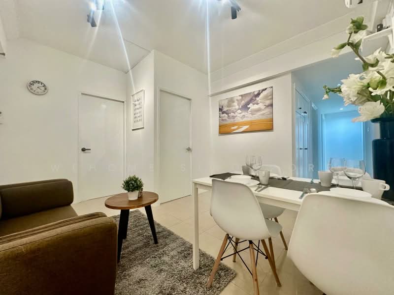 Parkview Apartments, 5 Bukit Batok Street 25, Room Rental, 150 sqft, Condominium For Rent, by Wehome Co-Living, 60139466 - Living & Dining Hall - PropertyGuru.com.sg