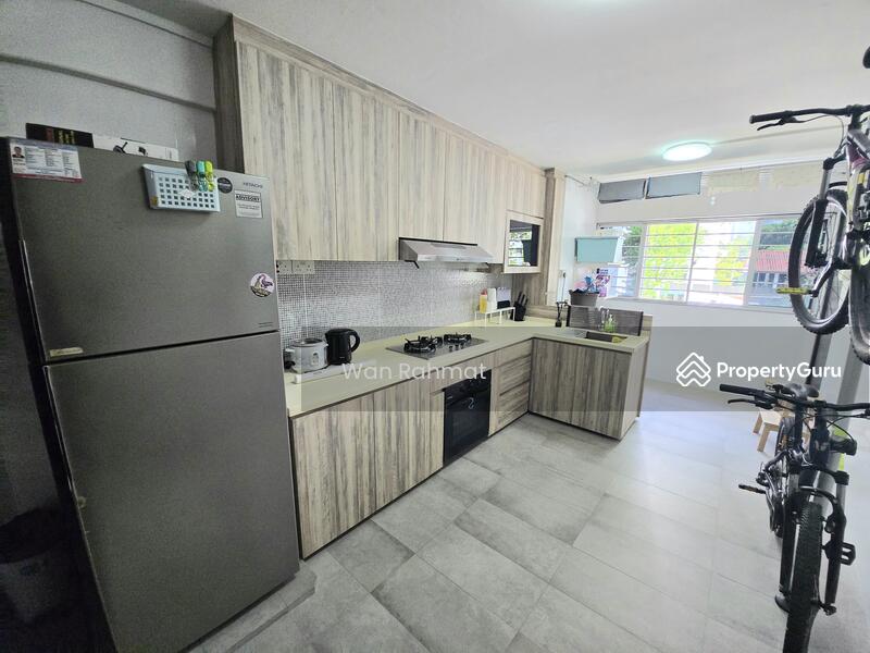 For Rent - 233 Jurong East Street 21