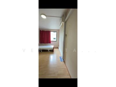 For Rent - 813 Jurong West Street 81