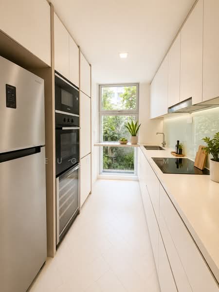 Belmond Green, 15 Balmoral Road, 3 Bedrooms, 1,259 sqft, Condominium For Sale, by Eugene Lum, 60139655 - Kitchen - PropertyGuru.com.sg