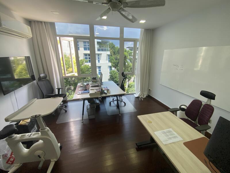 Wak Hassan Drive, Wak Hassan Drive, 5 Bedrooms, 1,922 sqft, Terraced House For Sale, by K Ravin, 60139821 - PropertyGuru.com.sg