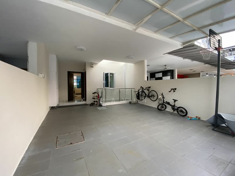 Wak Hassan Drive, Wak Hassan Drive, 5 Bedrooms, 1,922 sqft, Terraced House For Sale, by K Ravin, 60139821 - PropertyGuru.com.sg