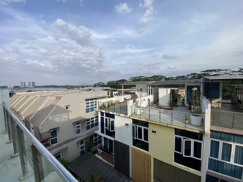 Wak Hassan Drive, Wak Hassan Drive, 5 Bedrooms, 1,922 sqft, Terraced House For Sale, by K Ravin, 60139821 - PropertyGuru.com.sg